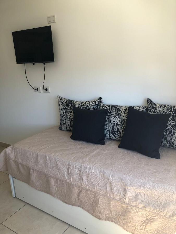 Villa Ober Suites Neuquén Eksteriør bilde